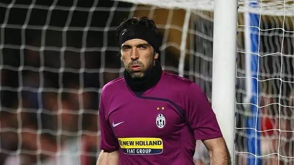 随着皇马3-0，西甲最新积分榜出炉：皇马紧咬领头羊（皇马3-0取胜，西甲积分榜更新：紧追领头羊）