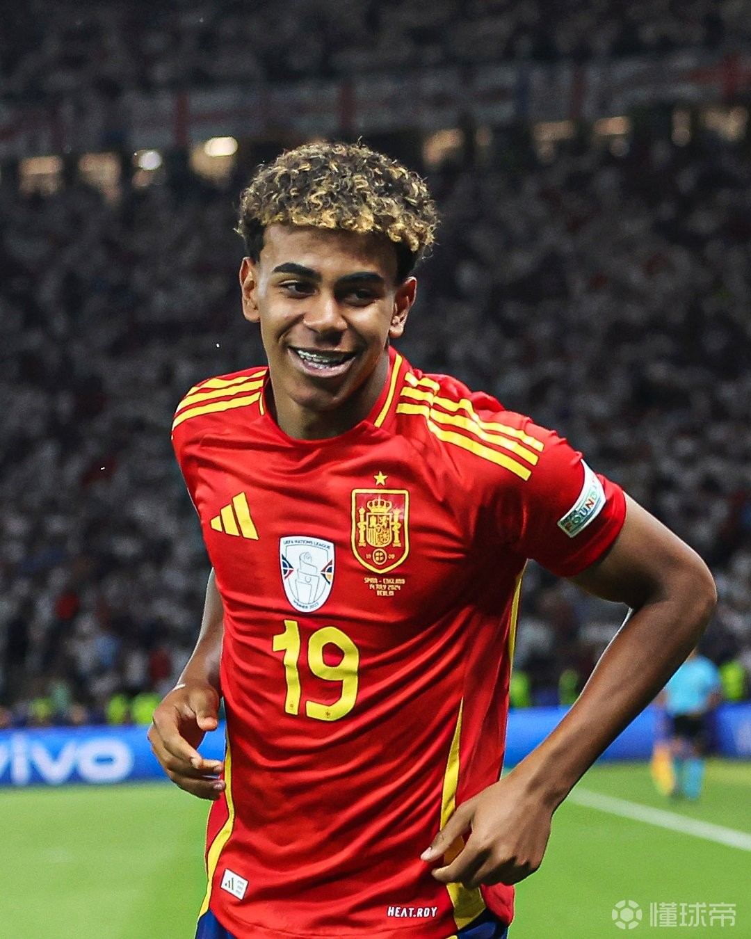 英超焦点战：利物浦主场迎战热刺,（英超重头戏：利物浦主场对阵热刺）