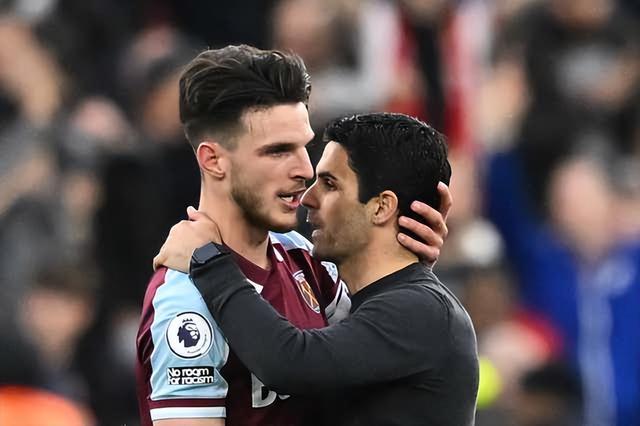 自称海牛翻译的用户：海牛不欠兰克尔-泽工资，还给他预支钱（自称海牛翻译者称：海牛未欠兰克尔-泽薪水，反而曾预支款项）