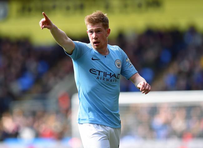 劳塔罗国米生涯欧冠62次出场并列队史第二，仅次于萨内蒂（劳塔罗欧冠为国米出场62次，队史并列第二，仅逊萨内蒂）